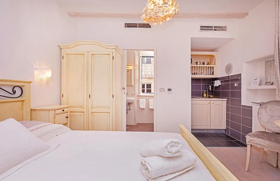 Roko House-1