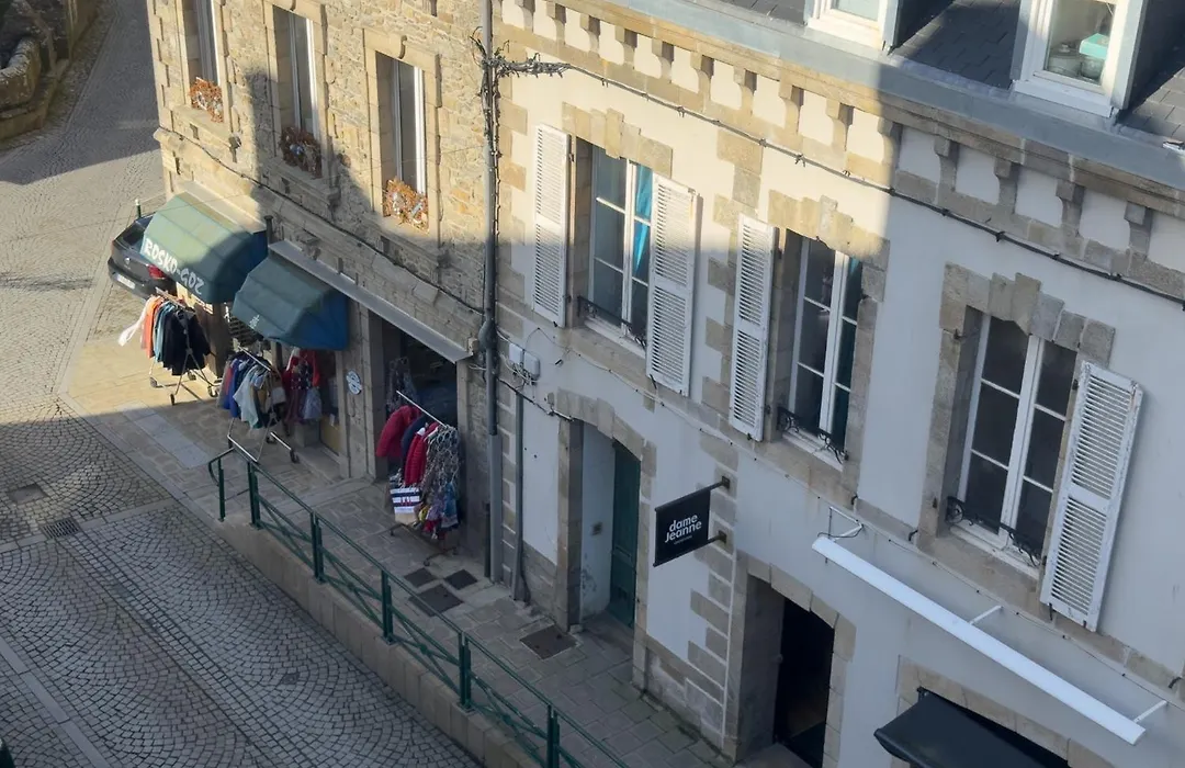 Logis Hotel Les Chardons Bleus Restaurant Le Bistrot De La Mer-1