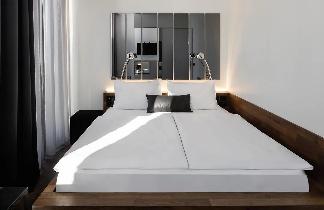Hotel Amano Grand Central-1
