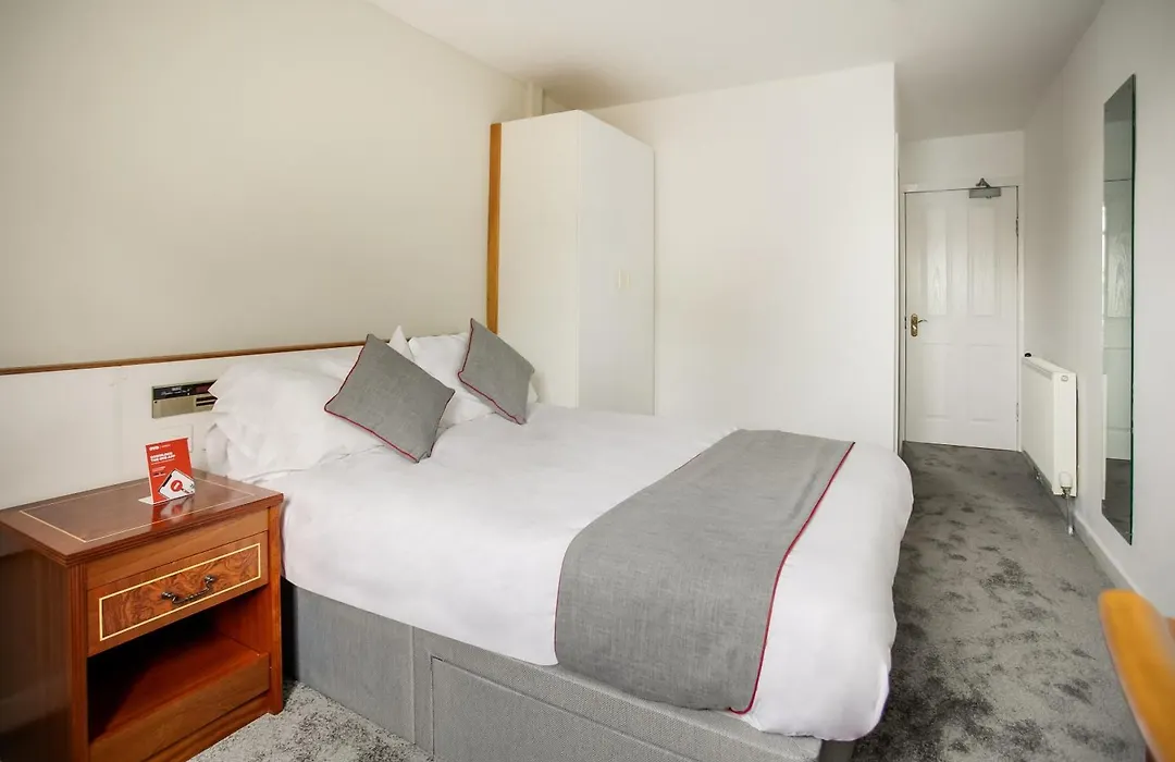 Oyo Glenpark Hotel, Ayr Central-1