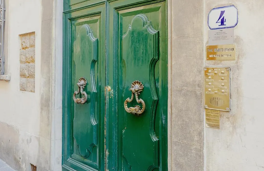Florence Rooms-1