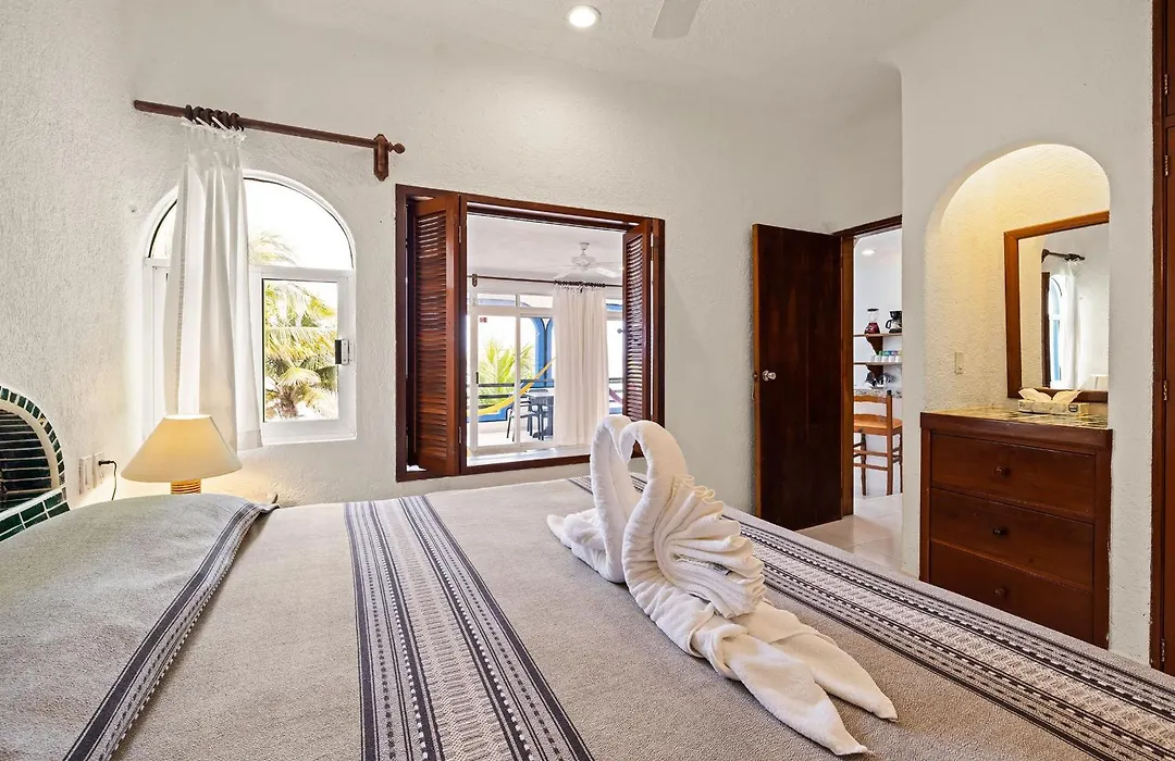 Del Sol Beachfront-1