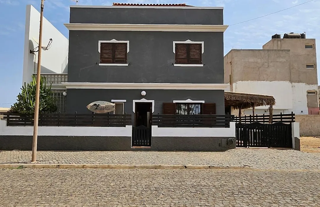 Blue Eagle Guesthouse - Casa De Hospedes-1