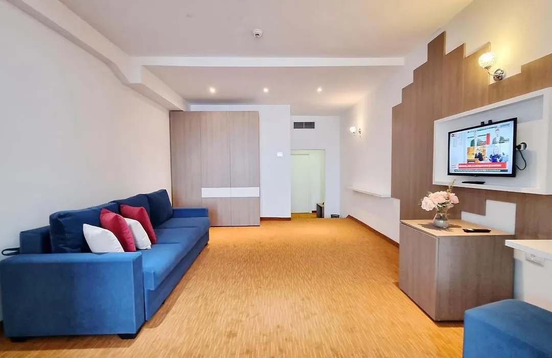 Hotel Scandinavia-1