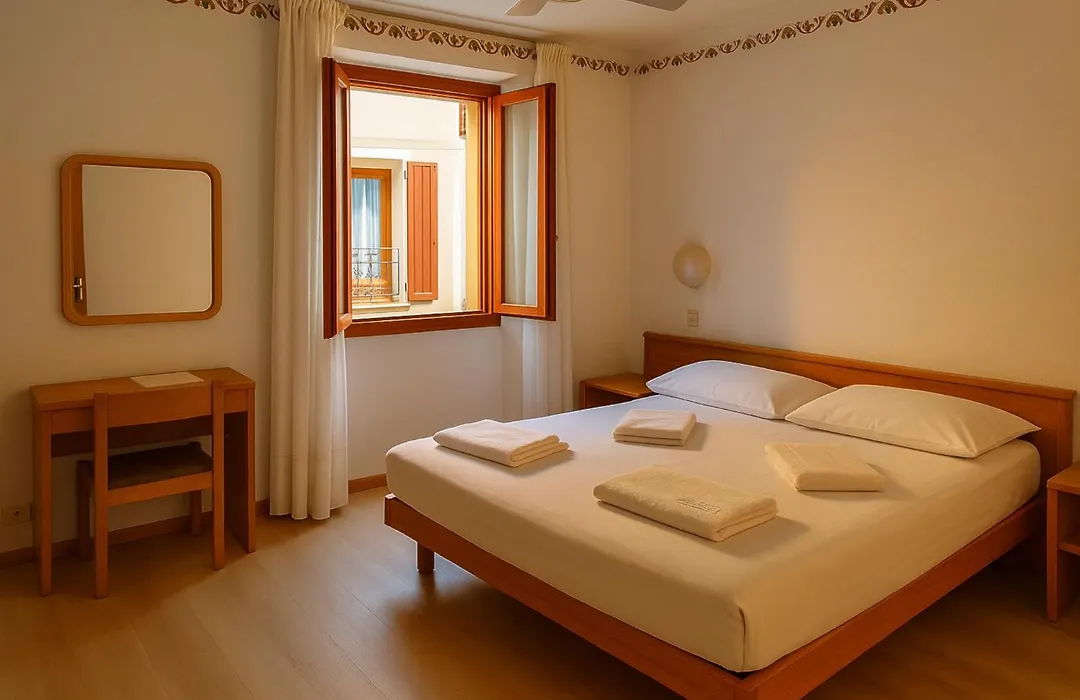 Hotel Modena Old Town-1