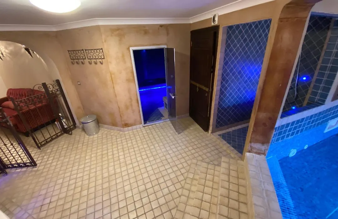 Chambre Emeraude, Riad 9 Couple only au village naturiste-1