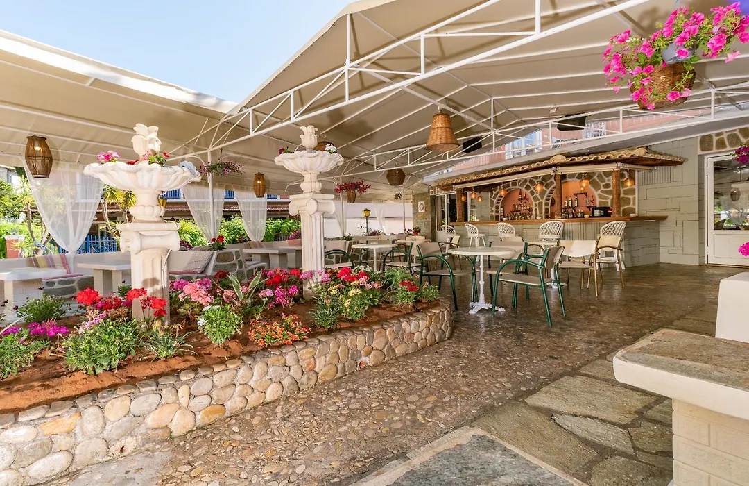 Sirena Beach-1
