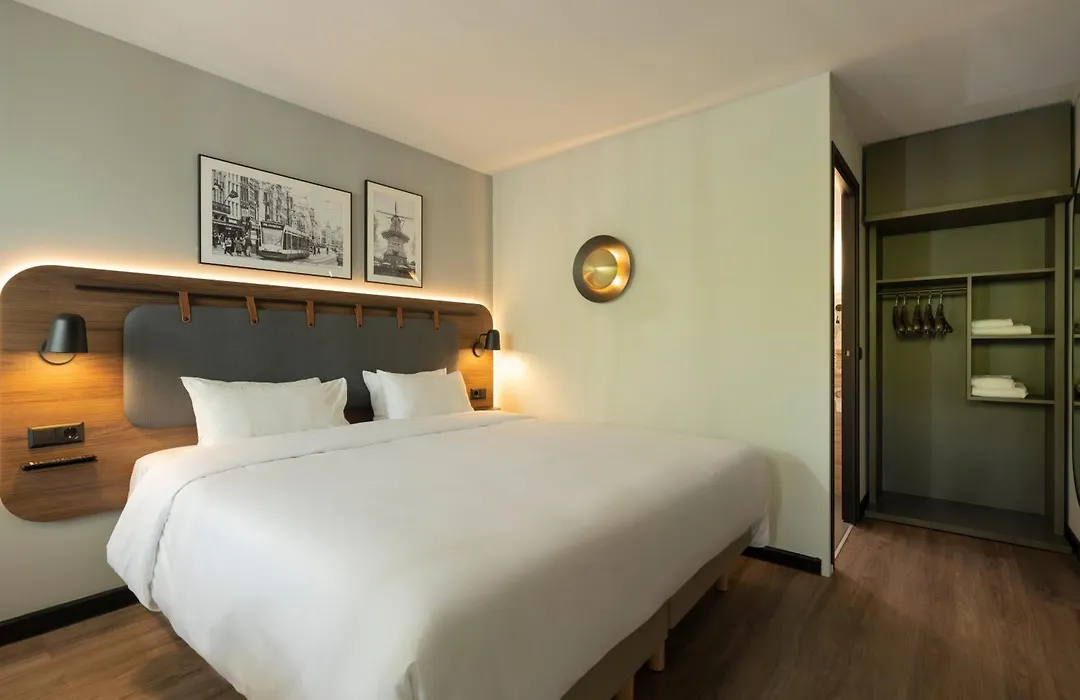 Campanile Hotel & Restaurant Eindhoven-1