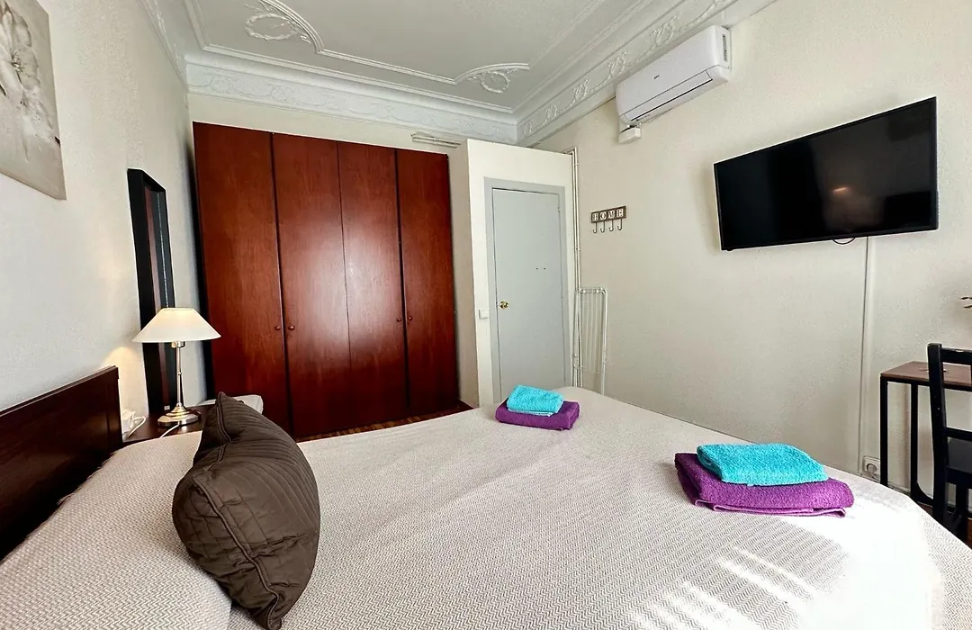 Rooms Aribau-1