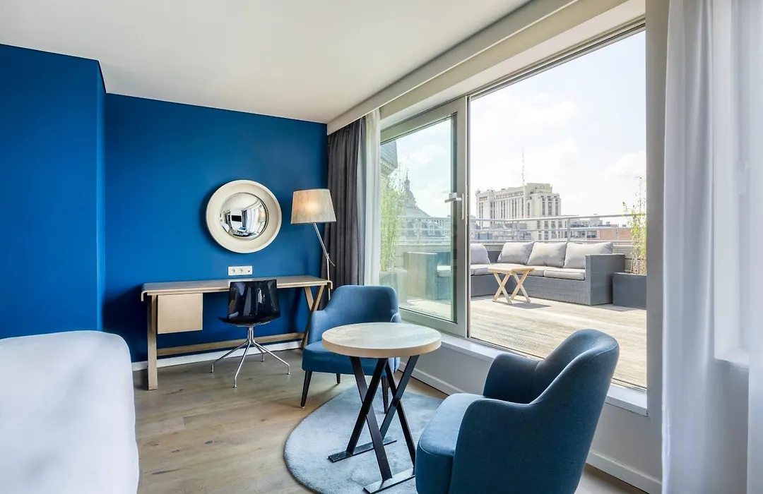 Park Inn By Radisson Antwerp City Centre-1