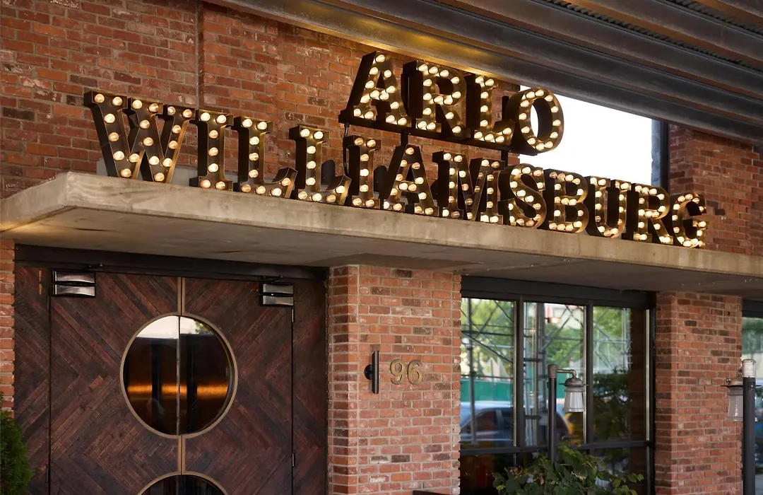 Arlo Williamsburg-1