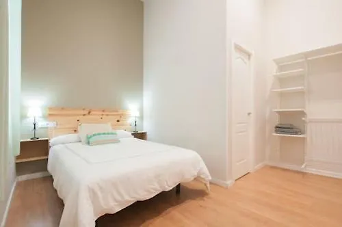 Triana 103 Rooms&Suites-1