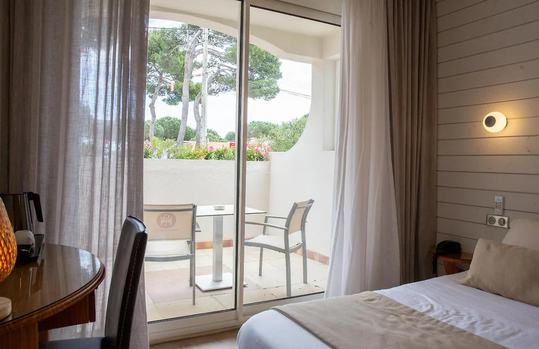 Grand Hotel Du Lido - Sur La Plage D'Argeles-1