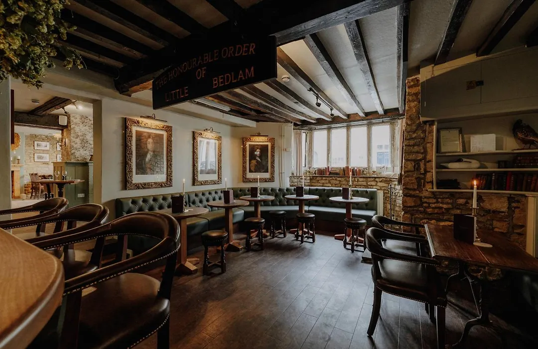 The Bull And Swan-1
