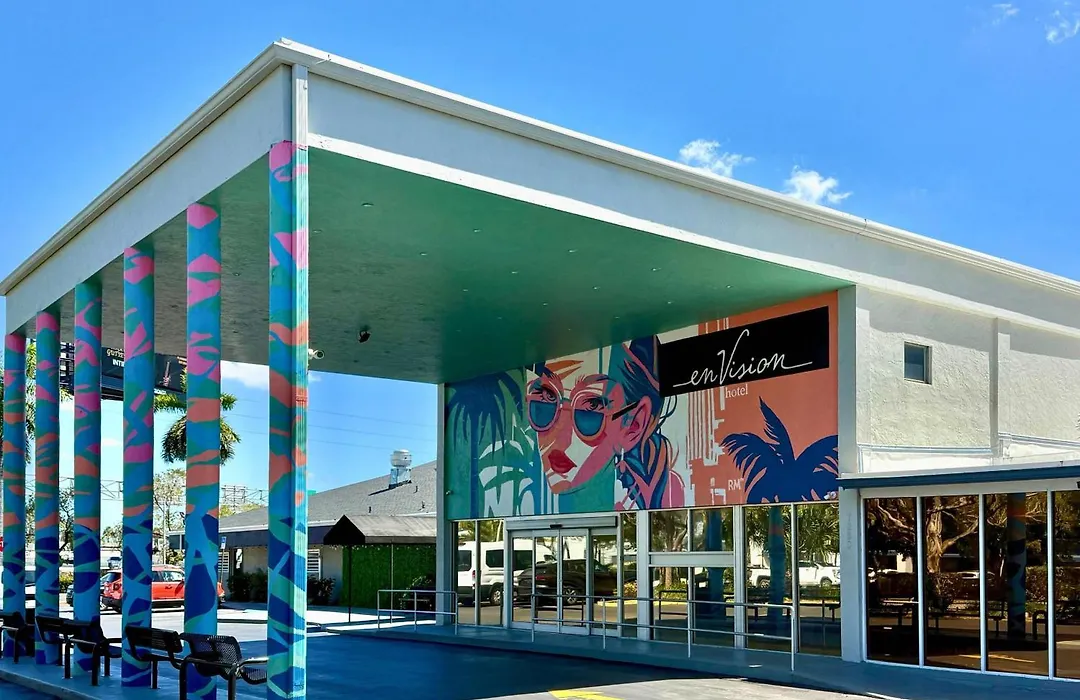 Envision Hotel Miami International Airport-1