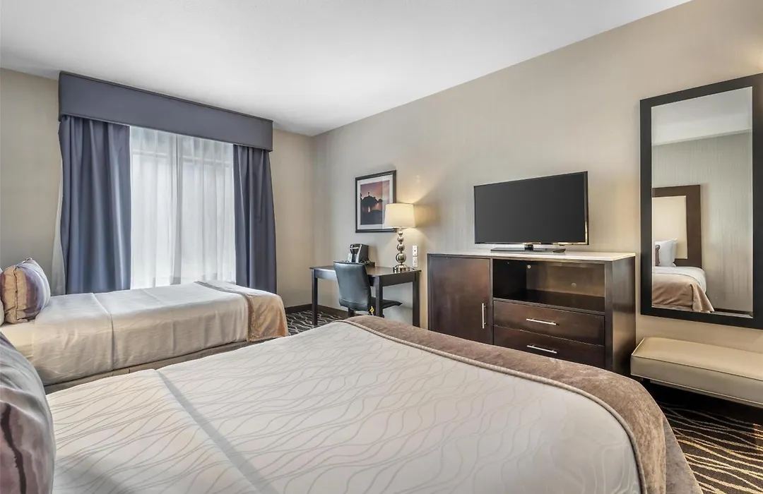 Best Western Plus Hotel At The Convention Center-1