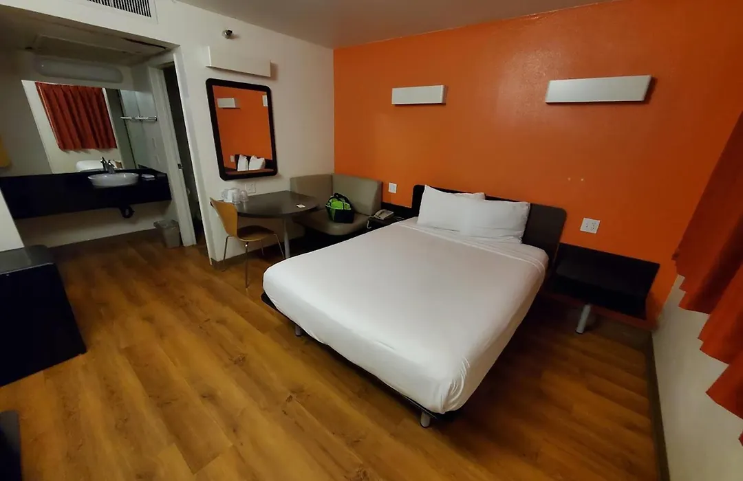 Super 8 By Wyndham Petaluma-1