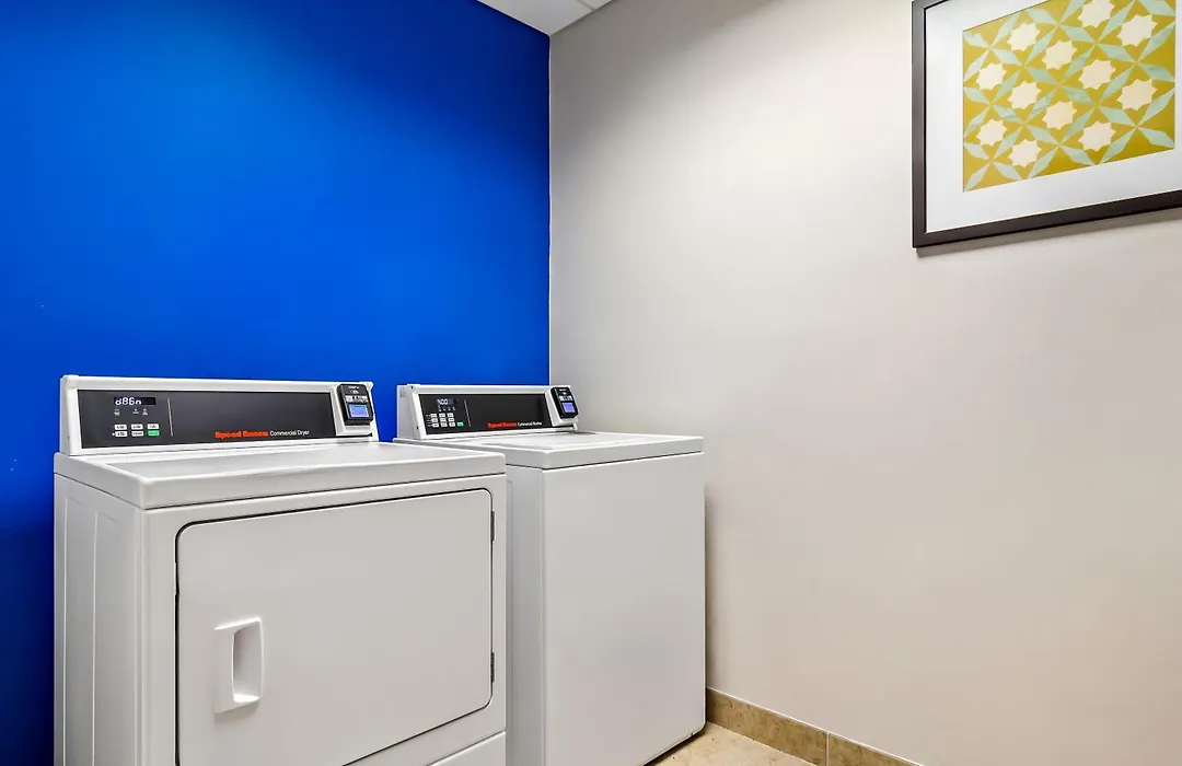 Holiday Inn Express & Suites Jacksonville South East - Medical Center Area By Ihg-1