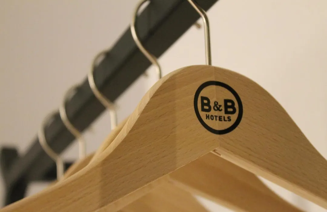 B&B Hotel Mons Gare-1
