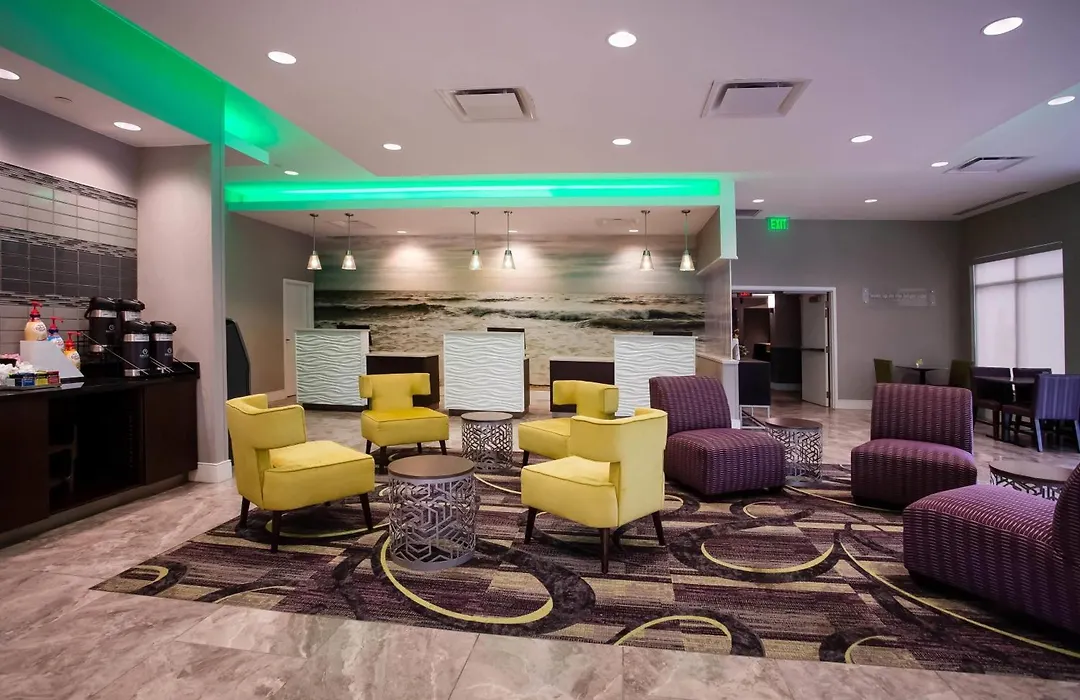 La Quinta By Wyndham Virginia Beach-1