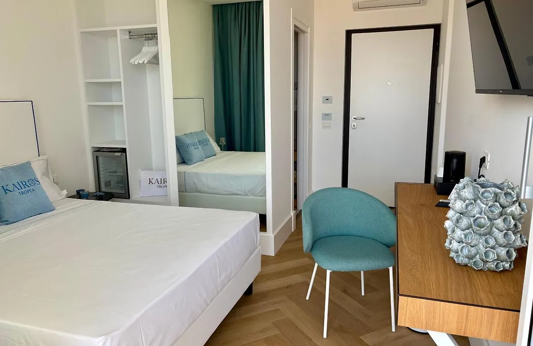 Kairos Tropea Luxury Rooms & Pool-1