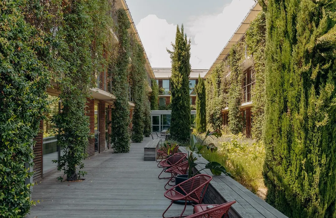 Courtyard By Marriott Montpellier-1