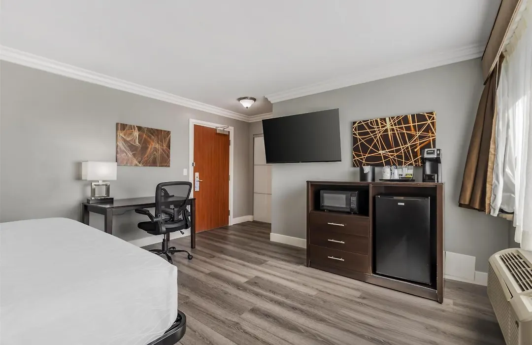 Best Western Plus La Mid-Town Hotel-1