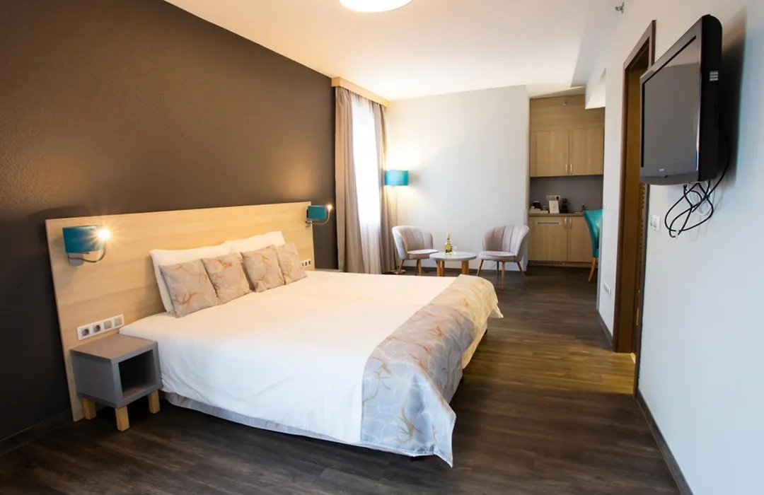 Hotel Regnum Residence-1