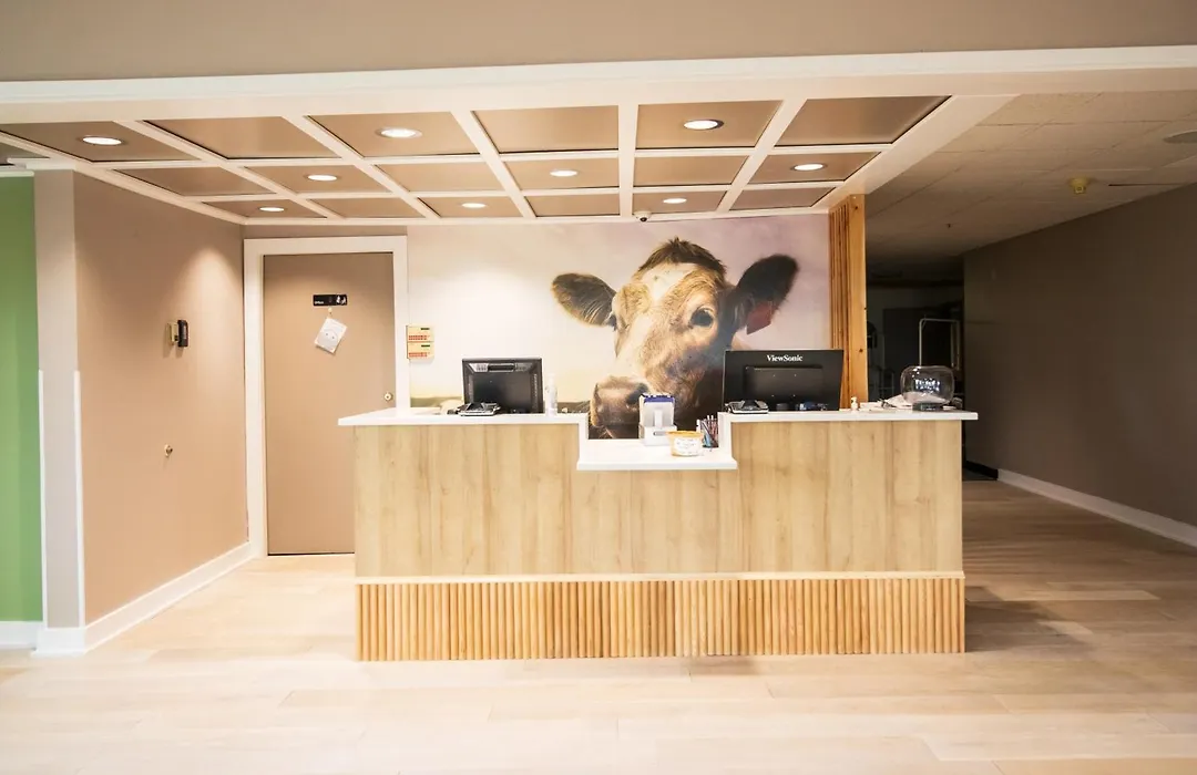 The Tillamook Inn-1