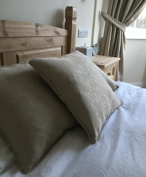 Three Crowns Guest House-1