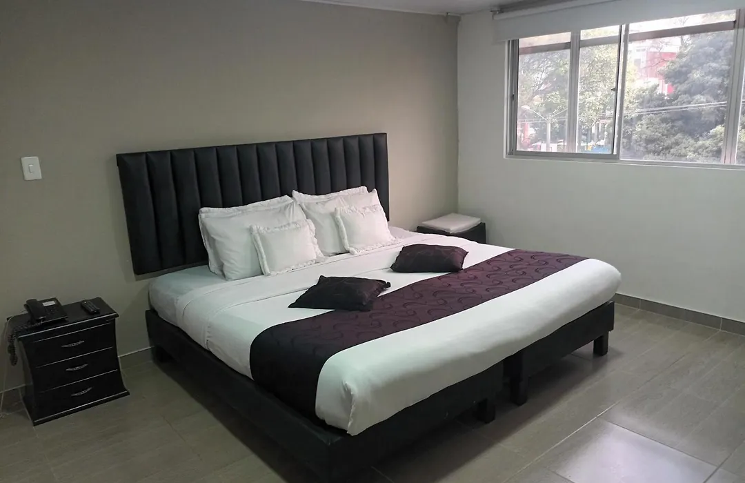 Hotel Santiago Plaza-1