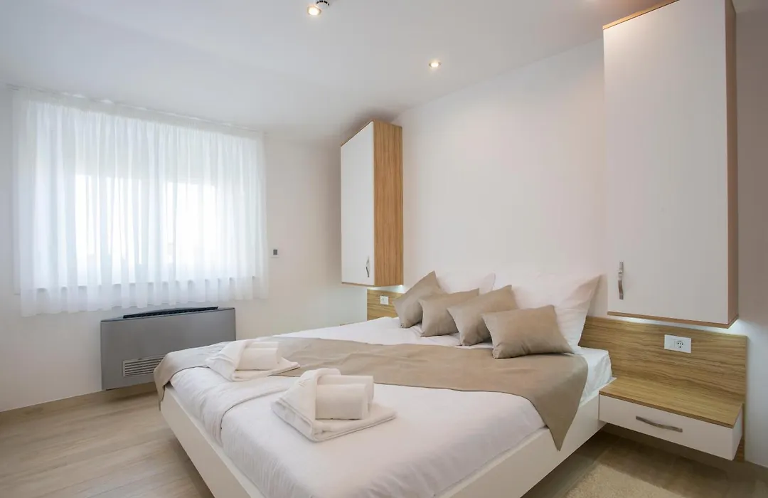 Adrion Aparthotel-1