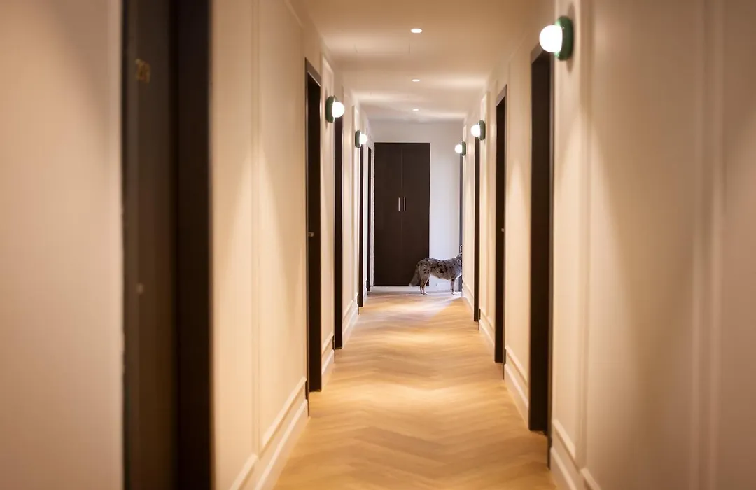 Monochrome - By Loginn Tel-Avivian Hotels-1