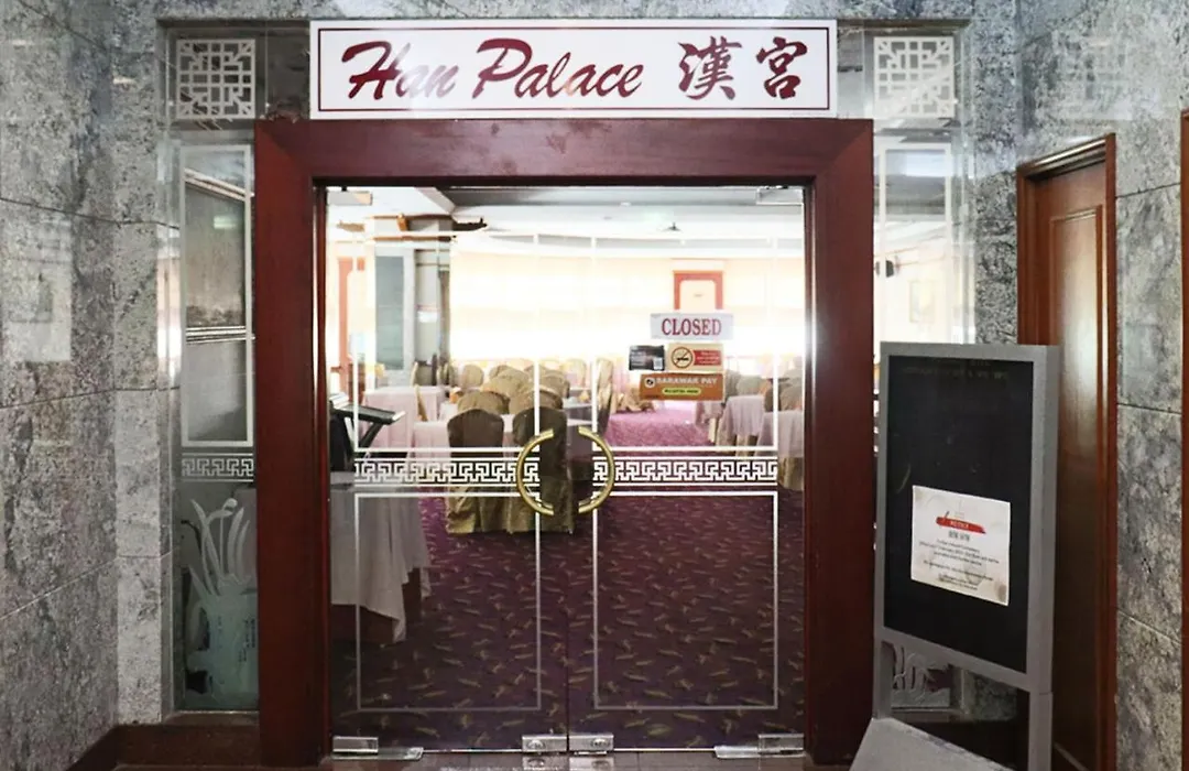 Grand Palace Hotel-1