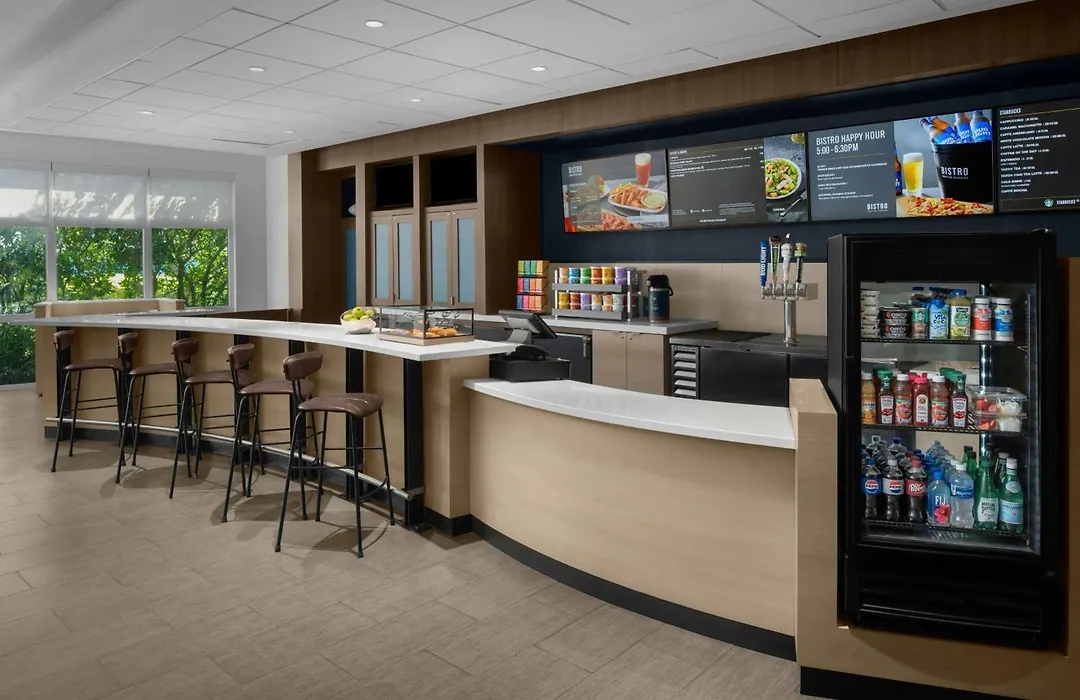 Courtyard By Marriott Orlando South/Grande Lakes Area-1