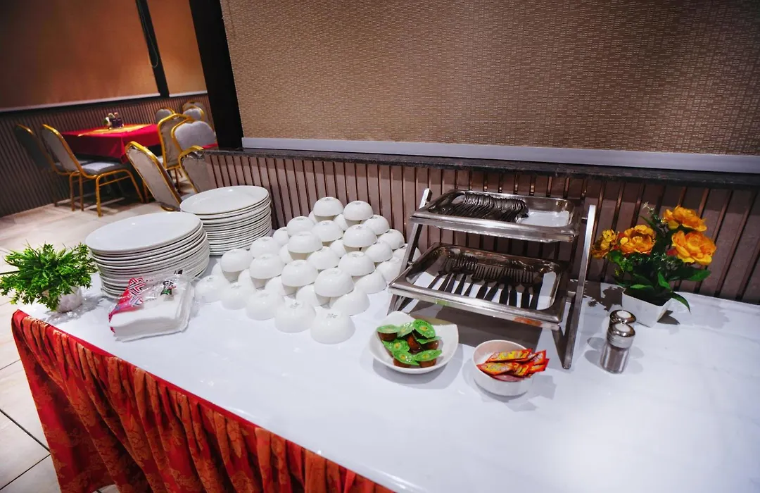 Hari'S Court Inns & Hotels-1