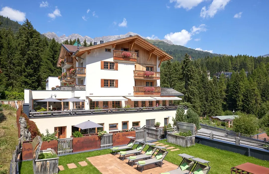 Hotel Der Waldhof - Unique - A Hidden Gem - Nature - Organic - Eco-1