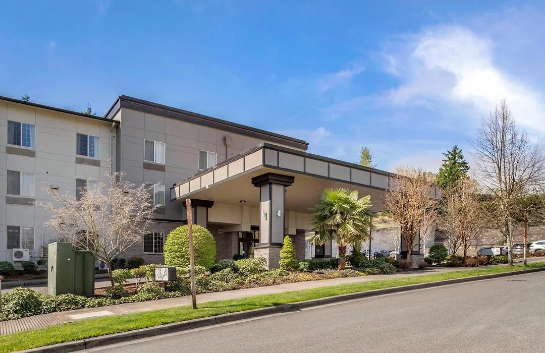 Comfort Suites Eugene University-1