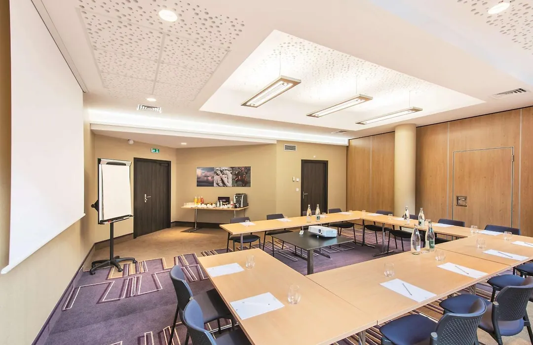 Spark By Hilton Lyon Ouest-1