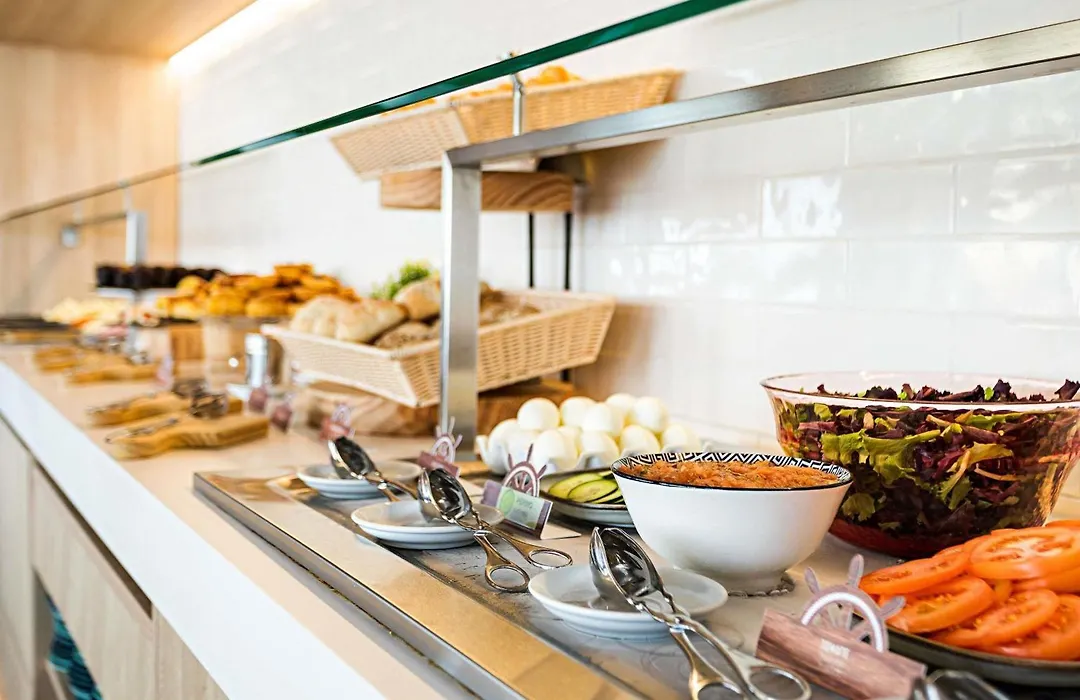 Ibis Styles Lisboa Centro Liberdade NE-1