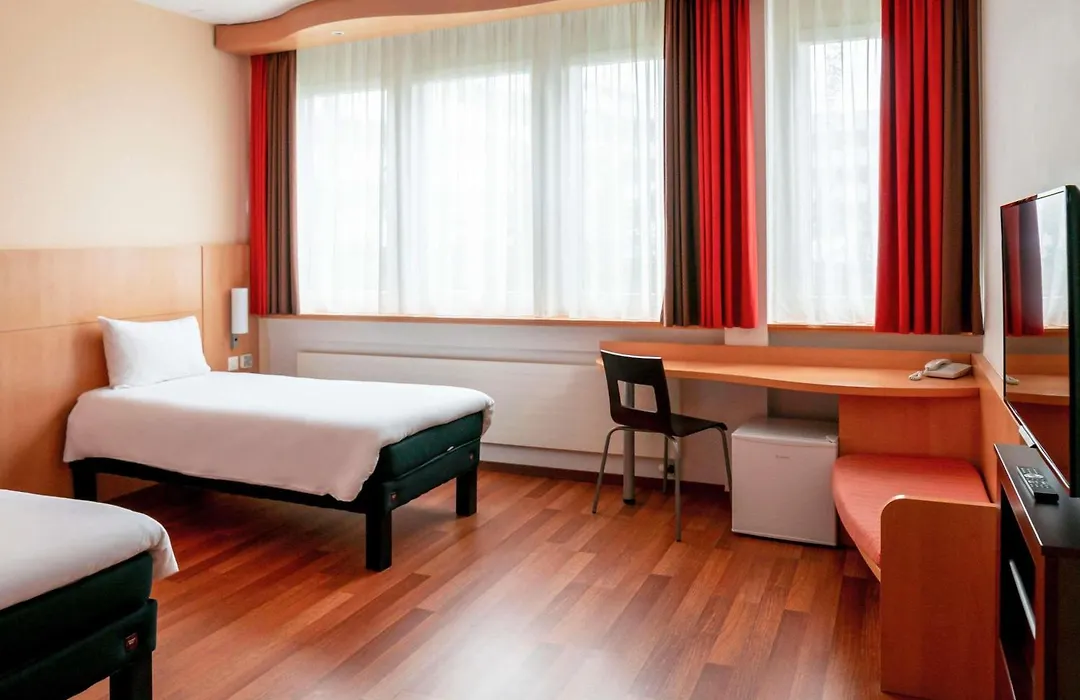 Ibis Luzern Kriens-1