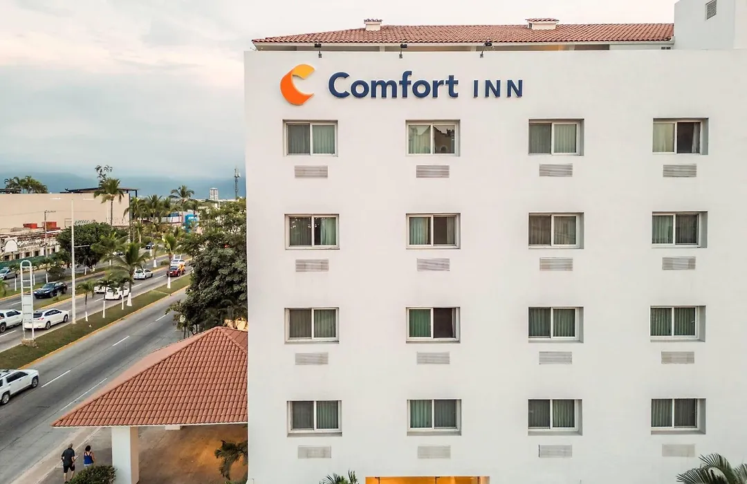 Comfort Inn Puerto Vallarta Golfside & Marina-1