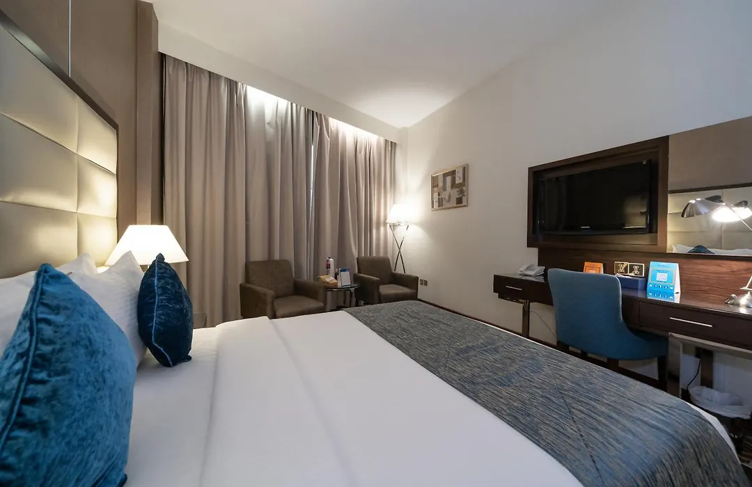 Howard Johnson Bur Dubai-1