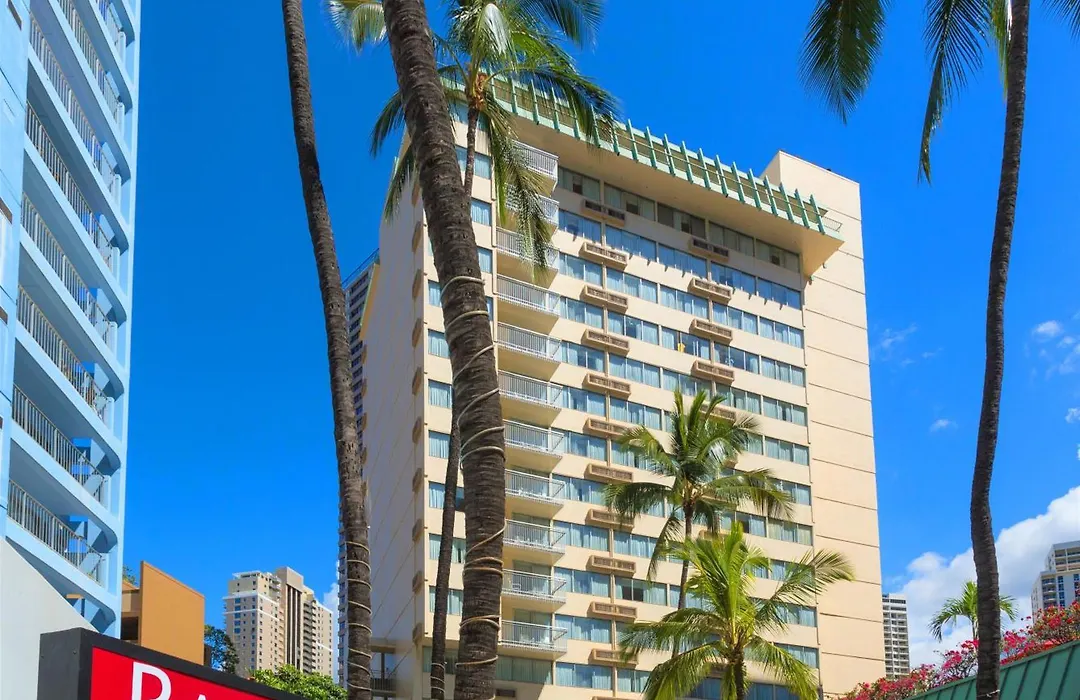 Ramada Plaza By Wyndham Waikiki-1