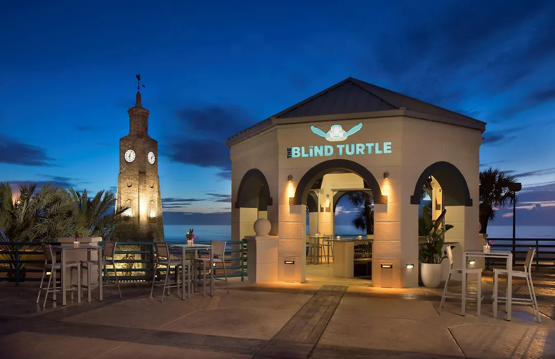 Hilton Daytona Beach Resort (Adults Only)-1