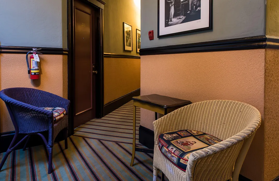 Hotel Boheme-1