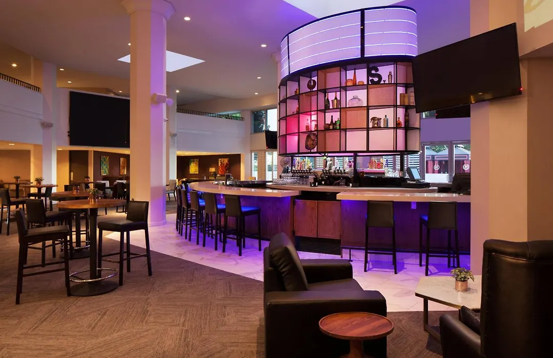 Sheraton Gateway Los Angeles Hotel-1