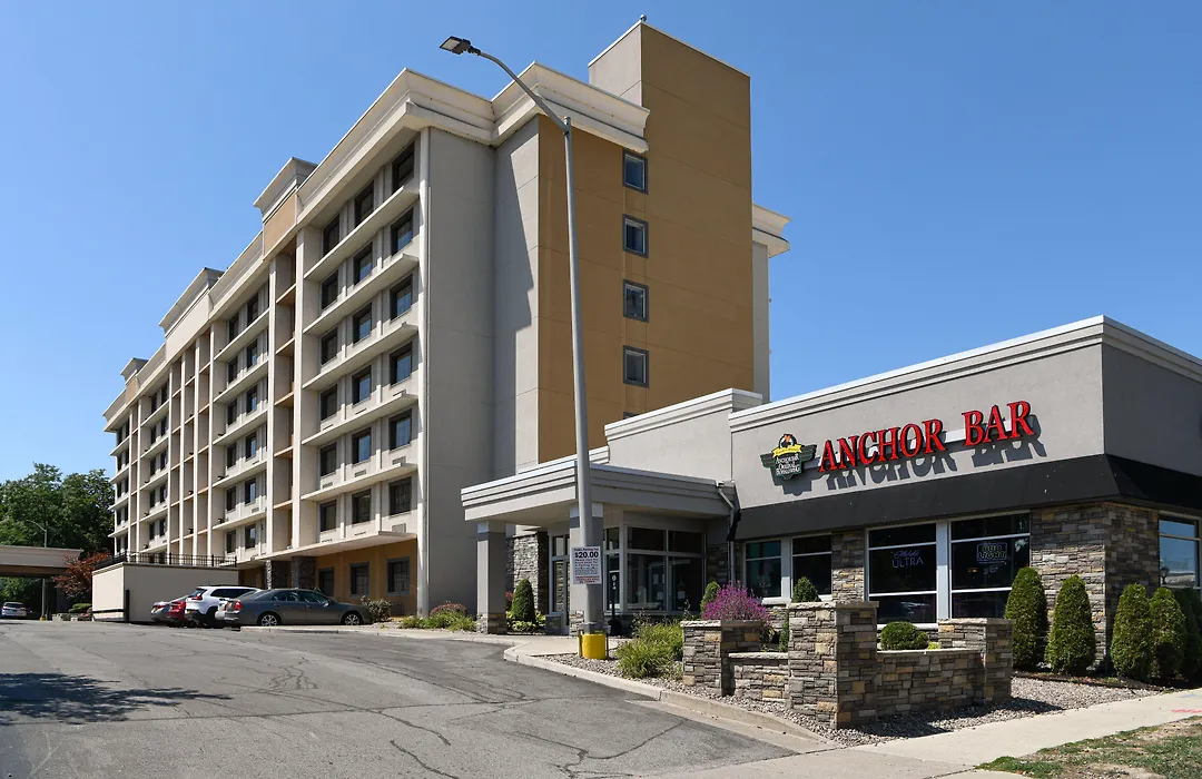Holiday Inn Niagara Falls State Park Entry By Ihg-1