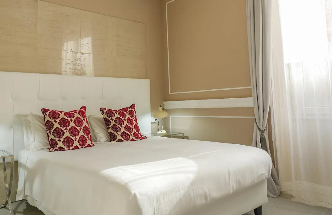Corso Boutique Luxury Rooms-1