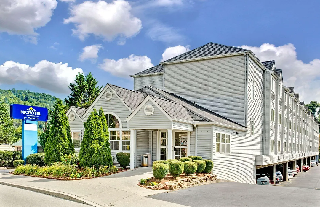 Microtel Inn & Suites By Wyndham Gatlinburg-1